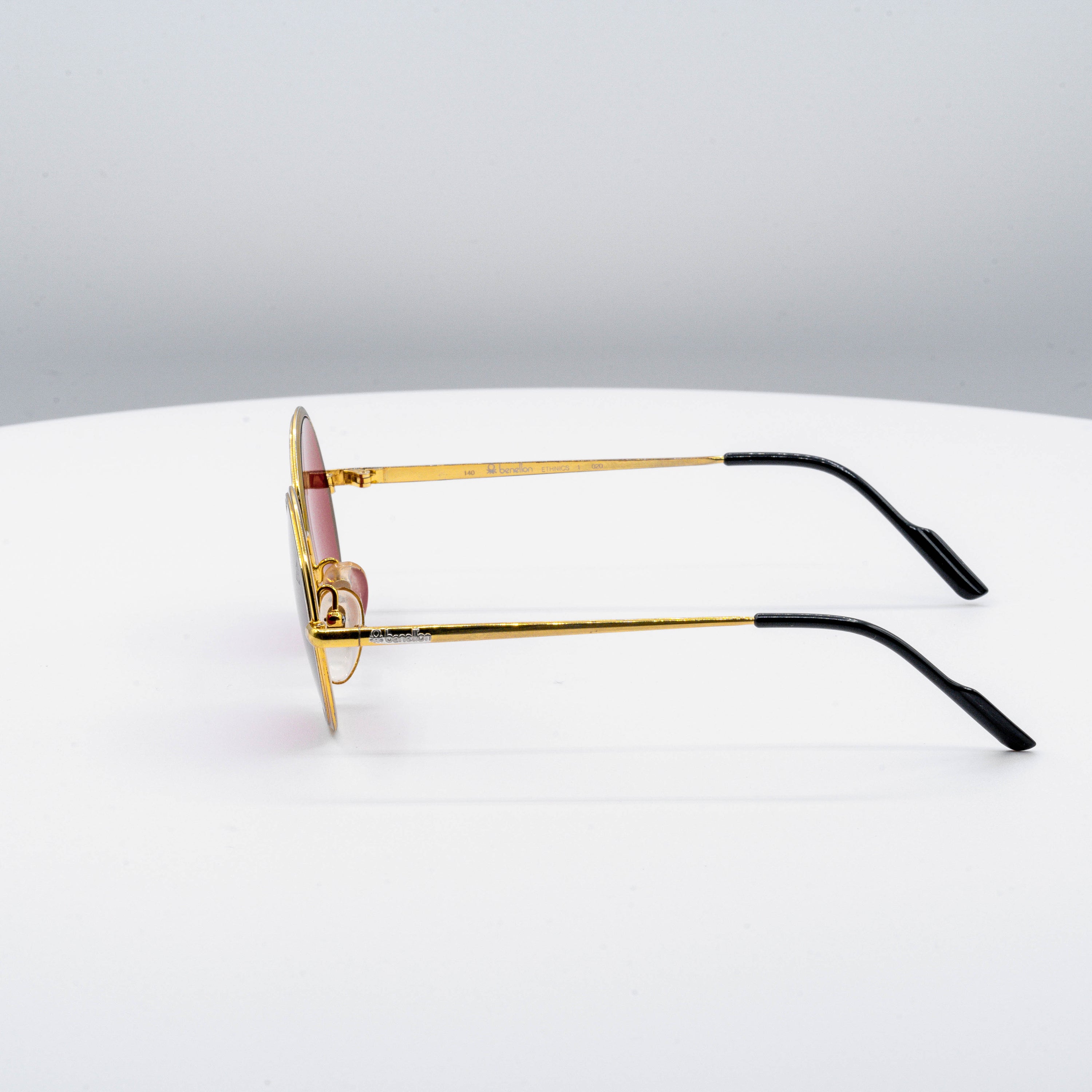 Rose Colored Glasses #095