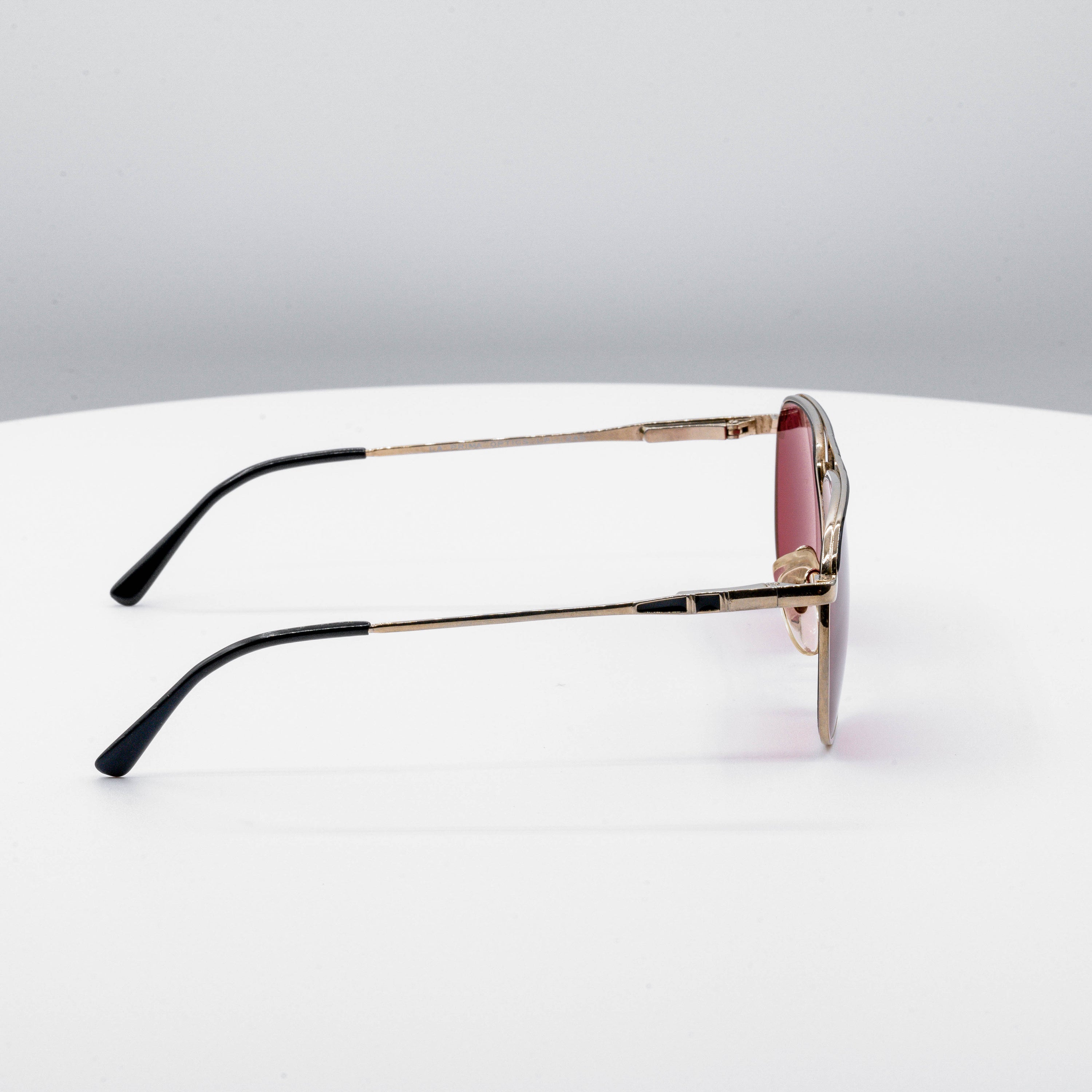 Rose Colored Glasses #096