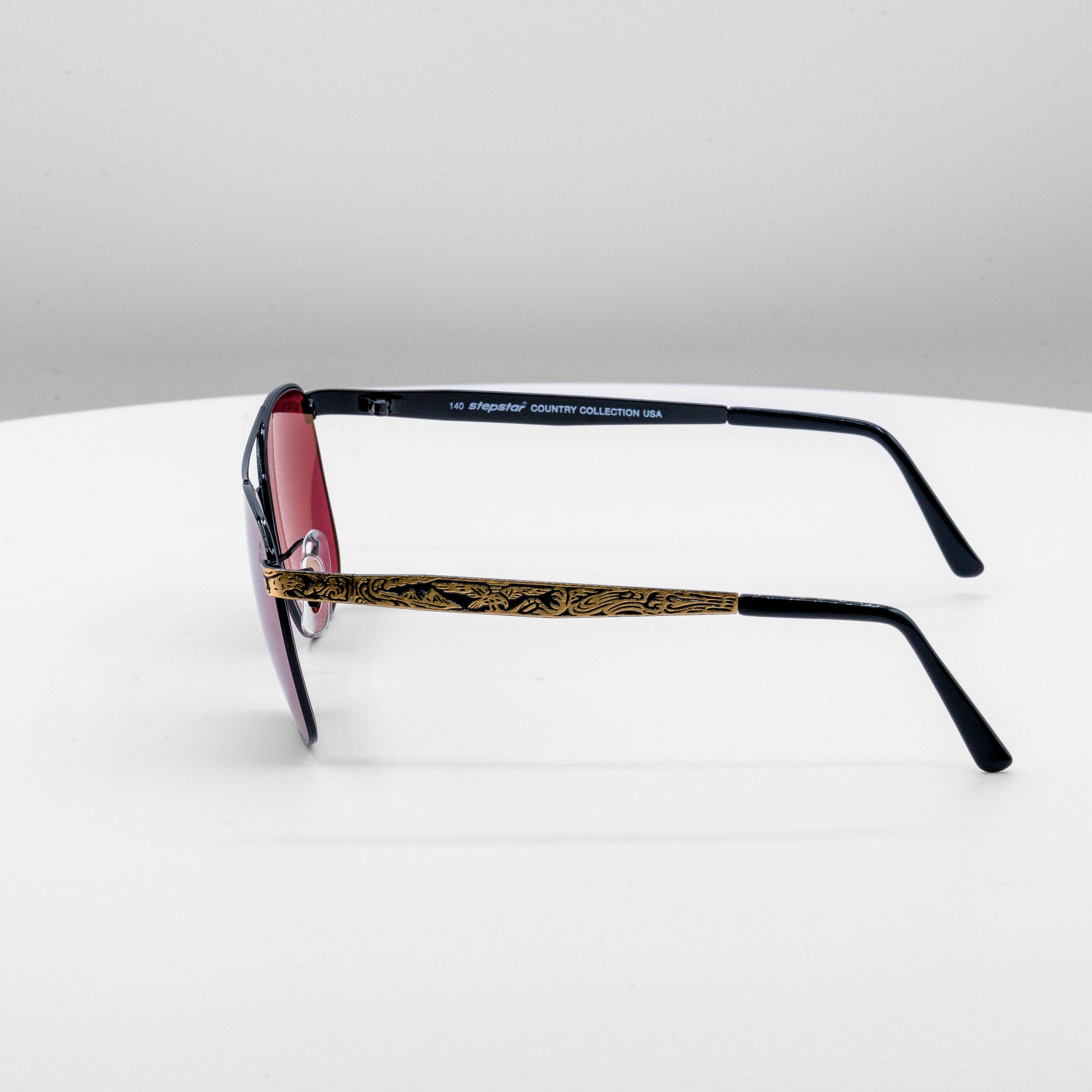 Rose Colored Glasses #089