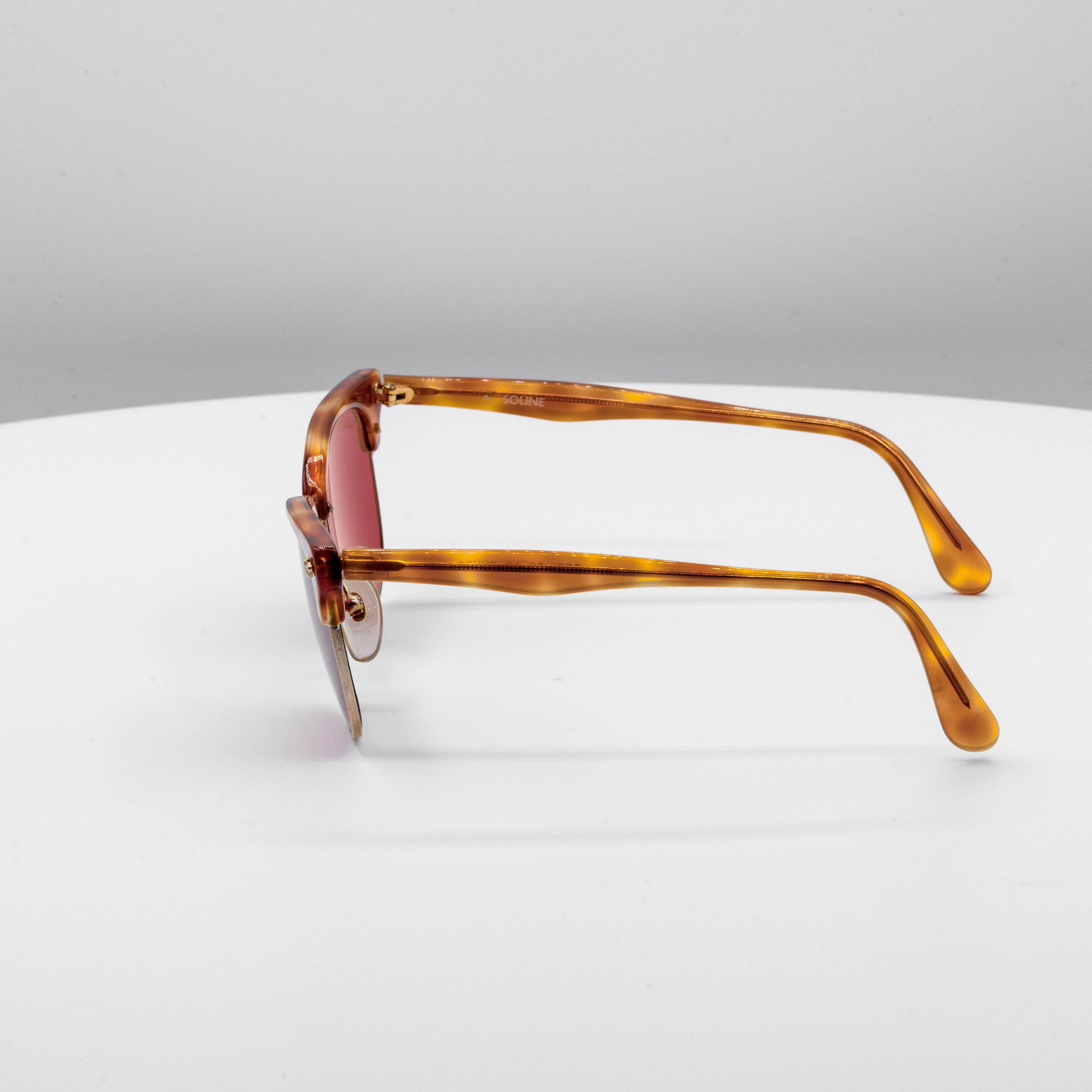 Rose Colored Glasses #086