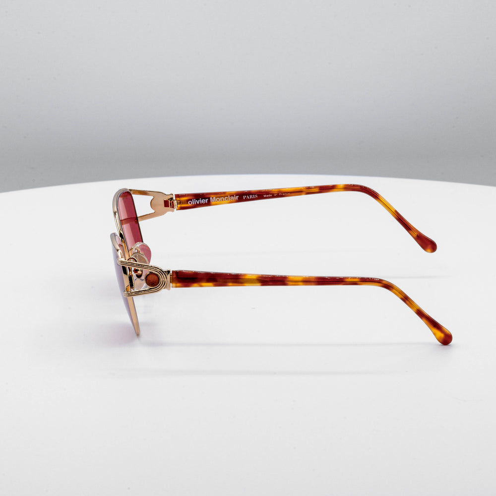 Rose Colored Glasses #099